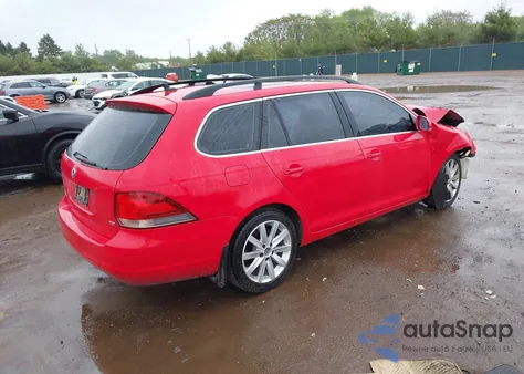 2014 Volkswagen Jetta Sportwagen 2.0L Tdi from USA, damaged, VIN 3VWPL7AJ2EM627550